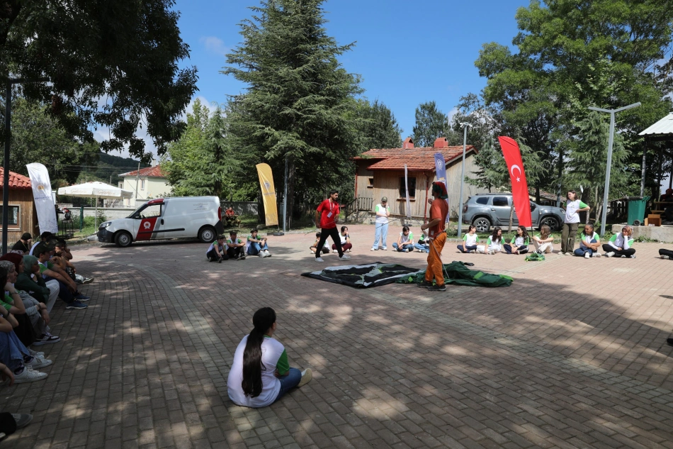 Petek Genç Kamp Ve Gezi Programları Yaz Tatiline Renk Katıyor! - Resim 7