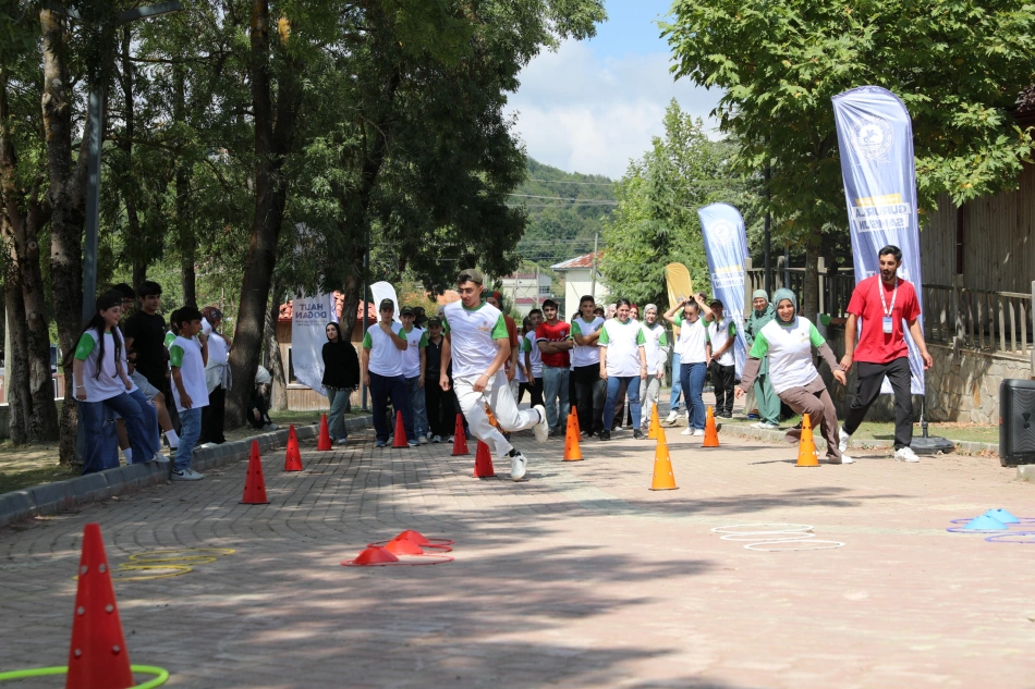 Petek Genç Kamp Ve Gezi Programları Yaz Tatiline Renk Katıyor! - Resim 8