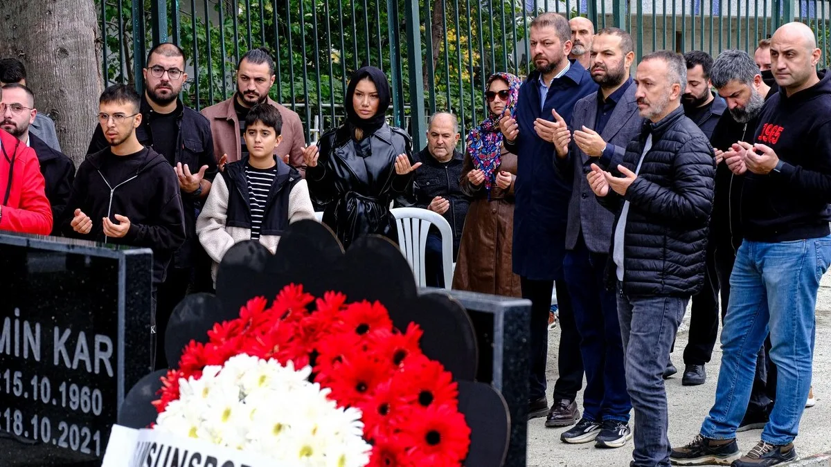 Emin Kar Unutulmadı, Dualarla Anıldı!
