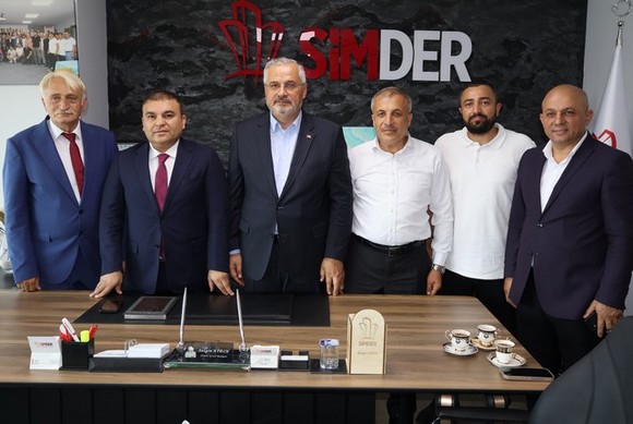 2026/08/1786002922_bafra_belediye_baskani_hamit_kilic-tan_simder_Uyelerine_yatirim_Cagrisi_lbafra-nin_gelecegine_birlikte_Imza_atalim_-8.jpg
