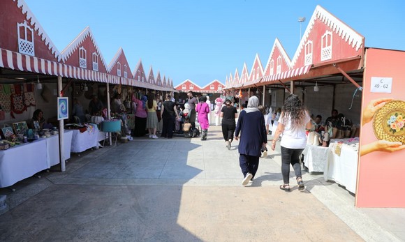 2026/08/1787158092_kadinlar_el_emegi_Urunlerini_sergiliyor_kadin_emegi_festivali_basladi_-4.jpeg