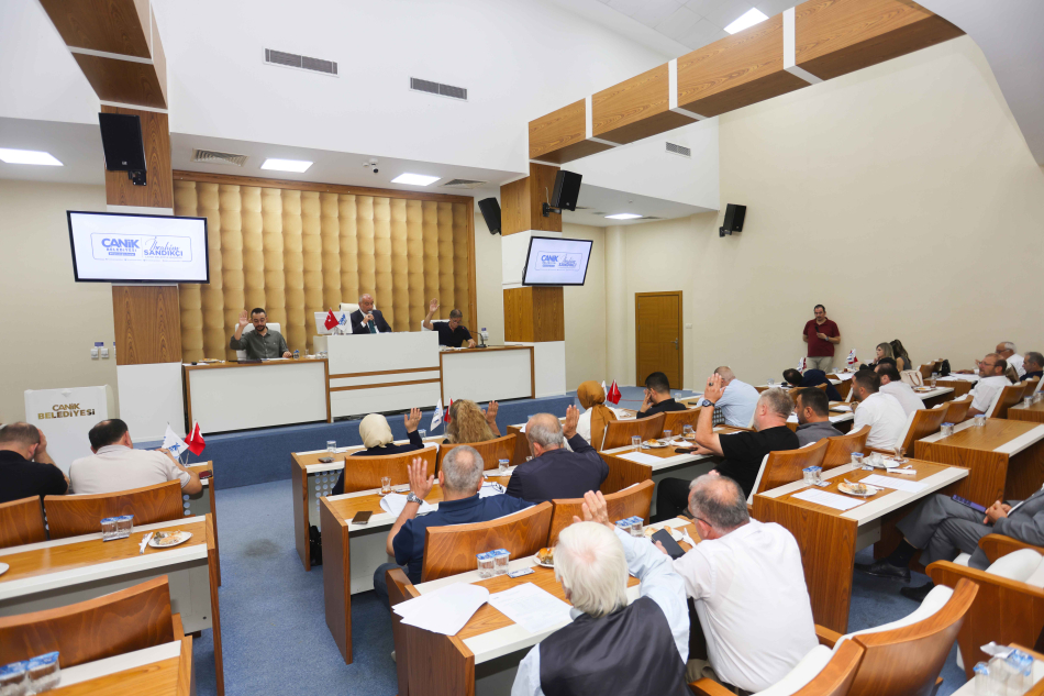 2026/09/1788263462_baskan_sandikci-_lcanik-imizden_Universiteyi_kazanan_tum_Ogrencilerimize_burs_destegi_sagliyoruz_-1.jpeg