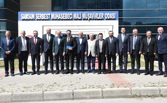 2026/09/1789054624_samsun_smmmo-da_ekonomi_ve_meslegin_gelecegi_Icin_guclu_bulusma_-2.jpeg