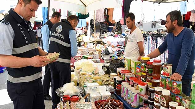 Zabıta Ekipleri Pazar Denetiminde