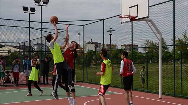 ÇARŞAMBA'DA 3X3 STREETBALL BASKETBOL TURNUVASI