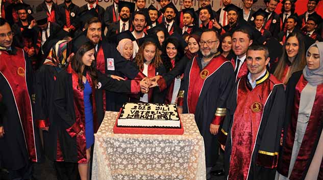Veteriner Fakültesi'nin Mezuniyet Sevinci