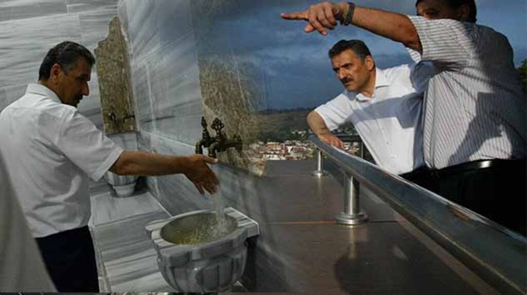 HİZMET VERMEK İÇİN GÜN SAYIYOR