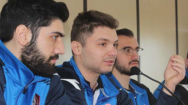 Anakent Basketbolcuları Çarşamba'da Öğrencilerle Buluştu