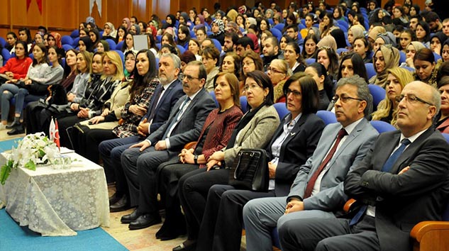 Gençlerimize Kadın Hakları Konusunda Farkındalık Kazandırmalıyız