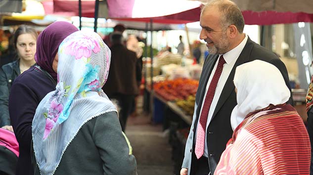 Başkan Sandıkçı'dan Pazar Ziyareti