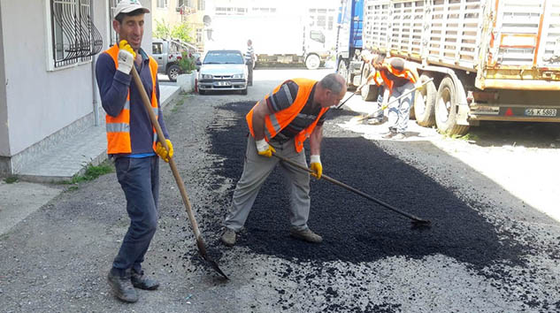 Bafra'da Asfalt Yama Çalışmaları Başladı!