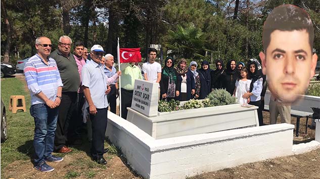 Şehit Oktay Uçar Kabri Başında Dualarla Anıldı