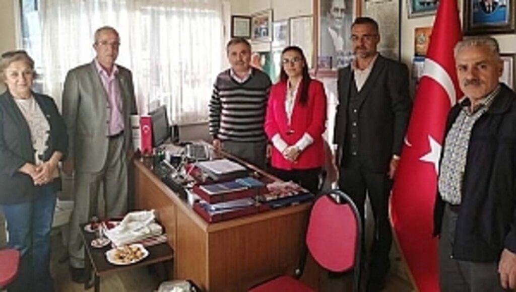 İYİ Parti'den Muhtar Ziyareti