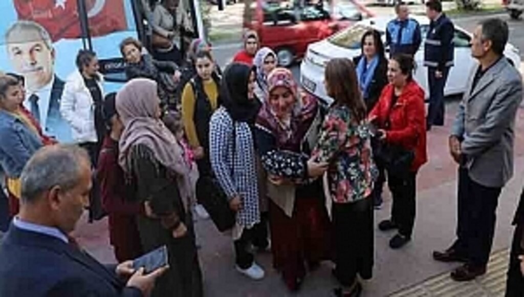 Kadın Koordinasyon Yenidoğan Mahalle Sakinlerini Misafir Etti