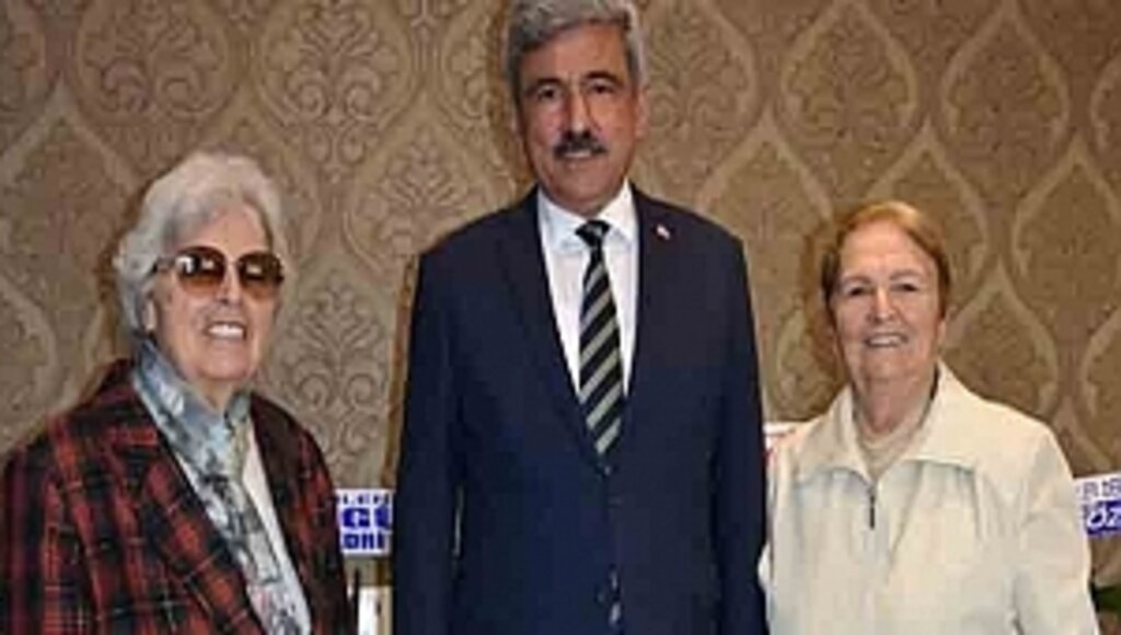 Öğretmenlerimizin Görevi Kutsaldır