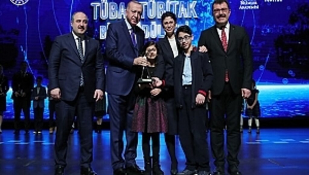 Doç. Dr. Ayşenur Büyükgöze Kavas'a TÜBİTAK Teşvik Ödülü