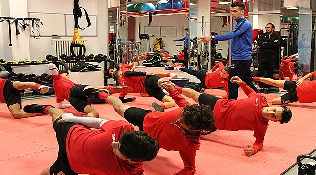 KRC Genk Ekibinden Performans Eğitimi