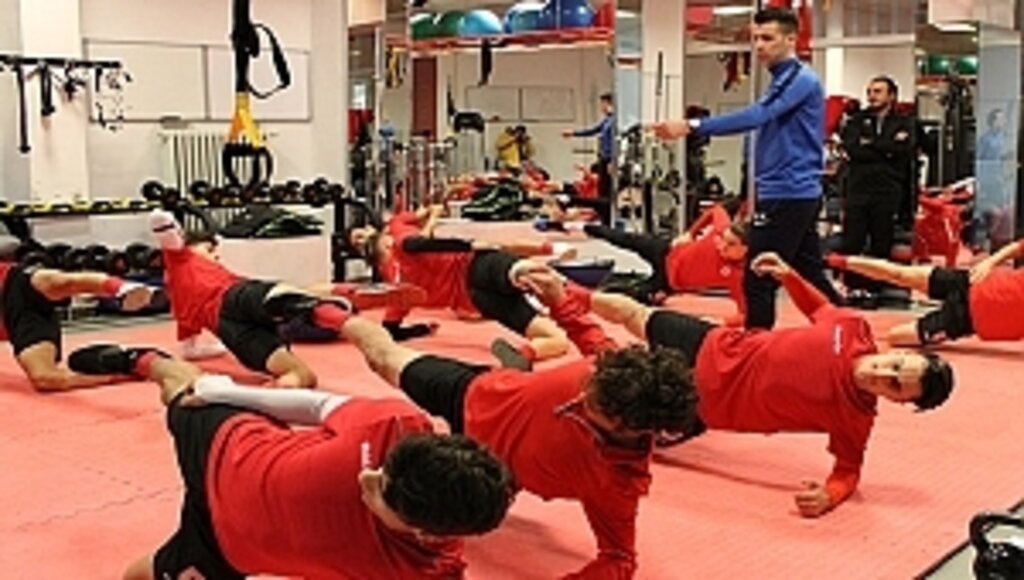 KRC Genk Ekibinden Performans Eğitimi