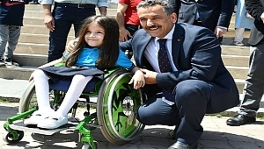 Vali Osman Kaymak'ın '3 Aralık Dünya Engelliler Günü' Mesajı