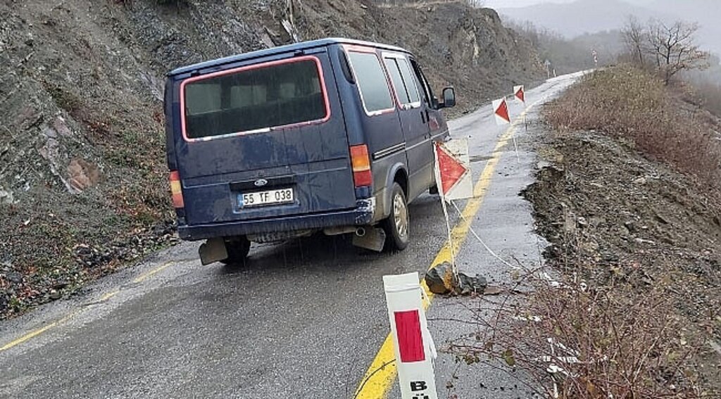 Başkan Kara, Heyelan Tehlikesi İçin Yetkilileri Uyardı!