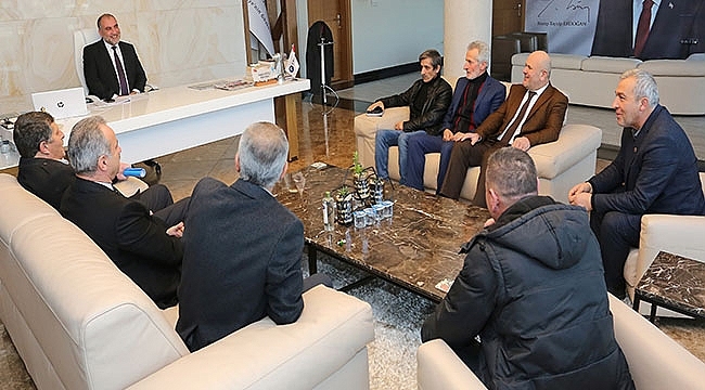 Başkan Sandıkçı'ya Hizmet Teşekkürü…