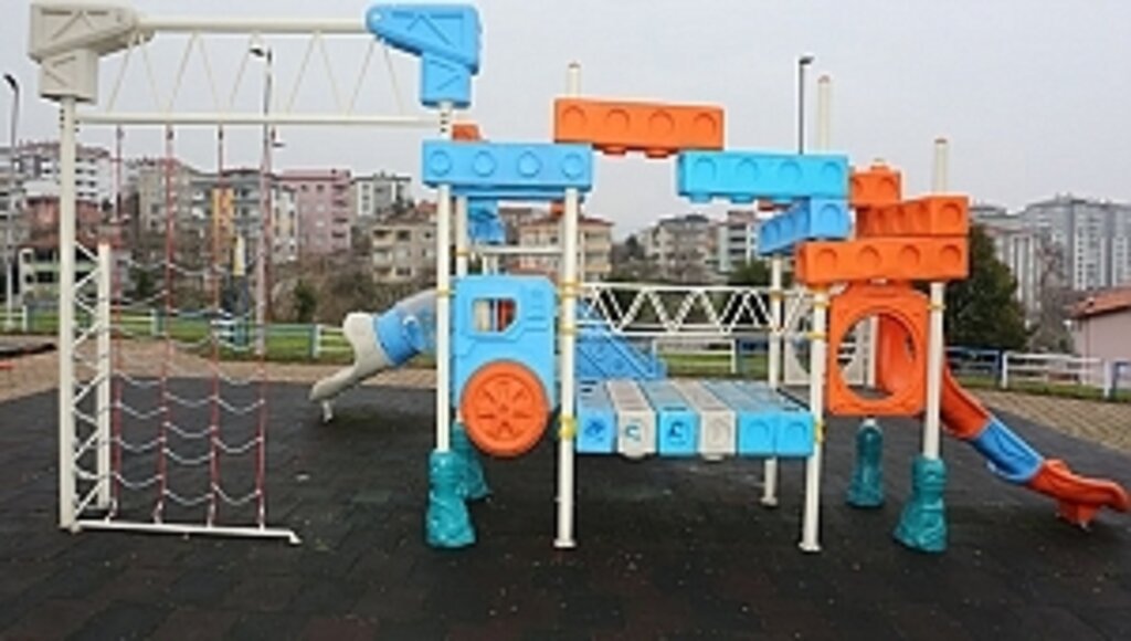 Canik'te Parklar Yenileniyor…