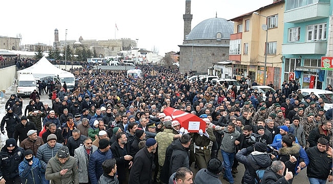 Erzurumlu Şehidi Binler Uğurladı