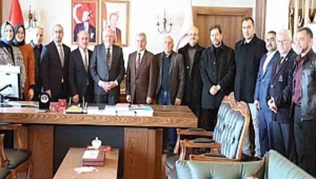 MHP Canik İlçe Başkanı'ndan Rektör Aydın'a Ziyaret