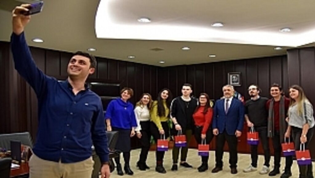 OMÜ Mükemmellik Topluluğu Rektör Bilgiç ile Başarılarını Paylaştı