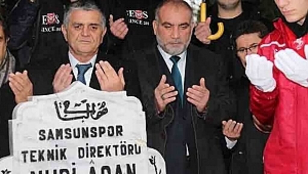 Sandıkçı'dan, Futbol Şehitlerine Dua