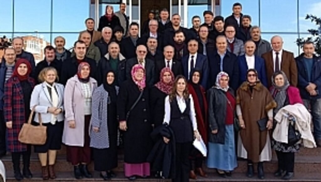 Daima Kimsesizlerin Yanında Olduk