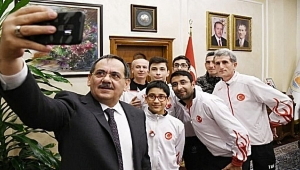 Göğsümüzü Kabarttılar