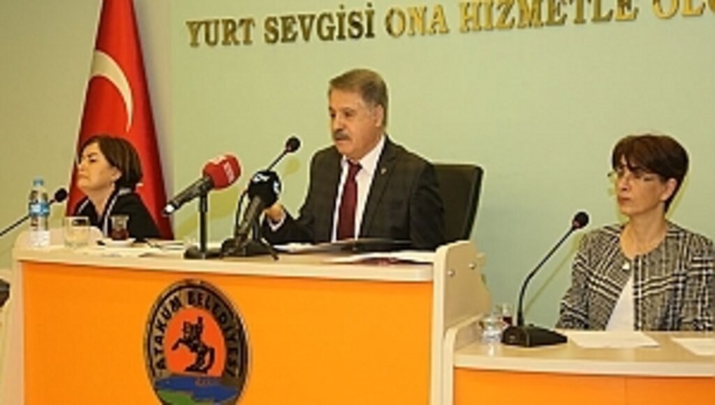 Hiçbir Parti Beklentide Olmasın