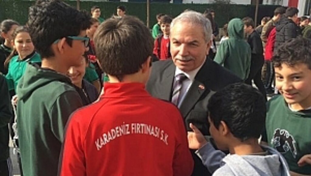 İlçedeki Okullara Yönelik Ziyaretlerini Sürdürüyor