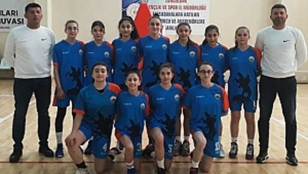 İlkadımlı Basketbolcular Karadeniz Bölge Şampiyonu 