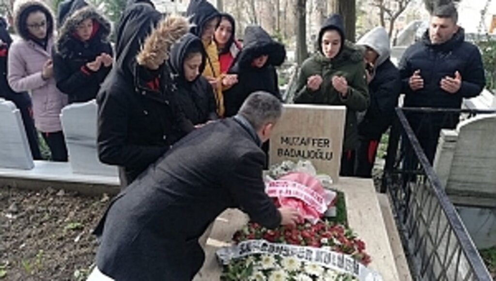 İlkadımlı Sporcular Muzaffer Badalıoğlu'nun Unutmadı
