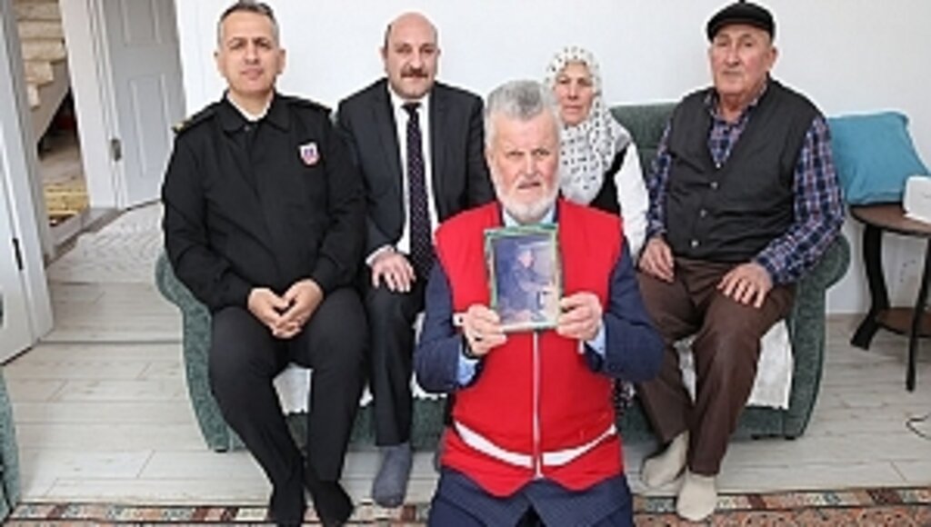 Şehitlerimizin Aileleri Bize Emanet'