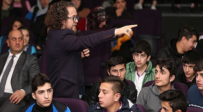 Sosyal Medya Uzmanı Ercan Canik'te Öğrencilerle buluştu