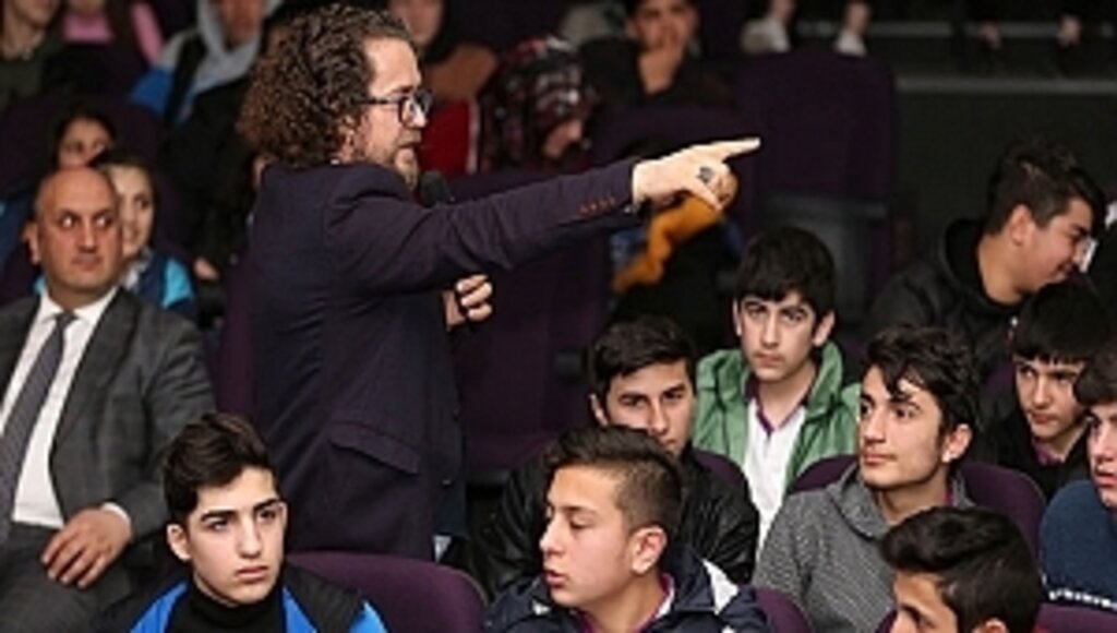 Sosyal Medya Uzmanı Ercan Canik'te Öğrencilerle buluştu