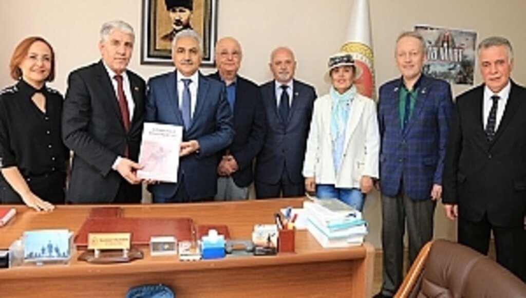 Emniyet Müdüründen İadeyi Ziyaret