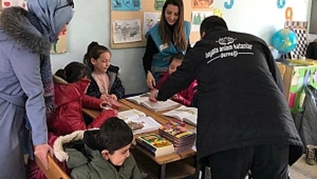 Hayata Anlam Katanlar Yardımlarını Sürdürüyor