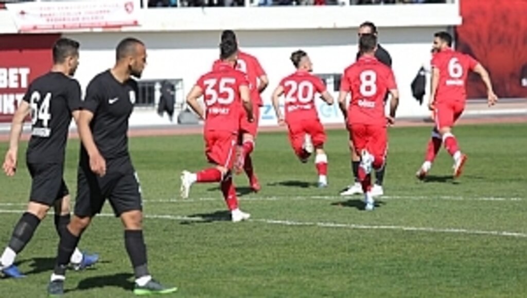 Lider Yoluna Devam Ediyor!... 0-1
