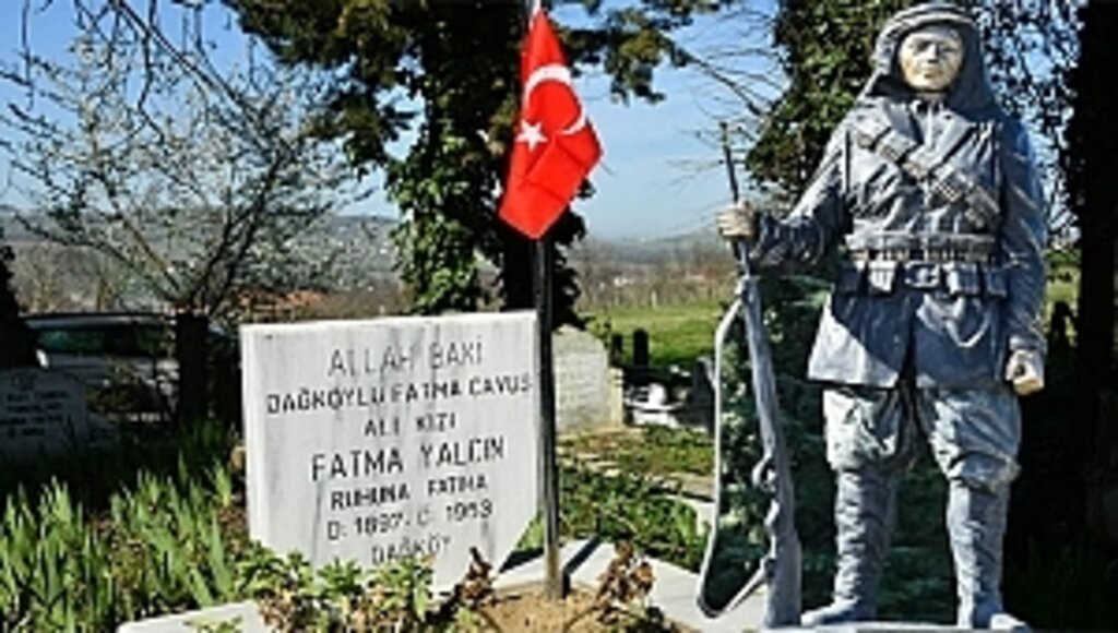 Milli Mücadele'nin Kahraman Kadını Fatma Çavuş Mezarı Başında Anıldı