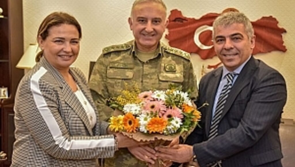 Samsunspor Kulübü Derneği Yeni Yönetimi Ziyaretlerini Sürdürüyor...