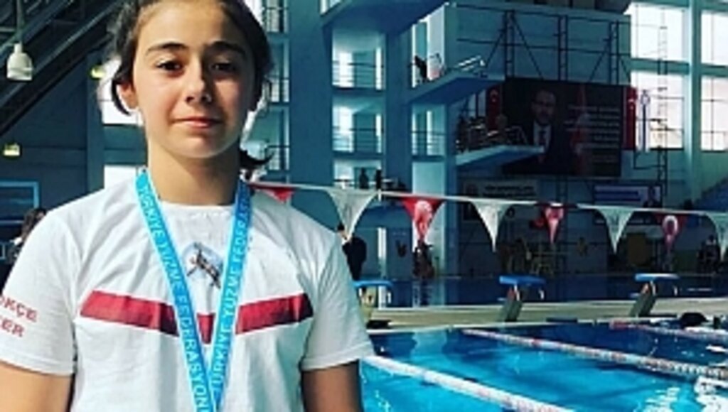 Türkiye Şampiyonu OMÜ Vakfı Koleji'nden