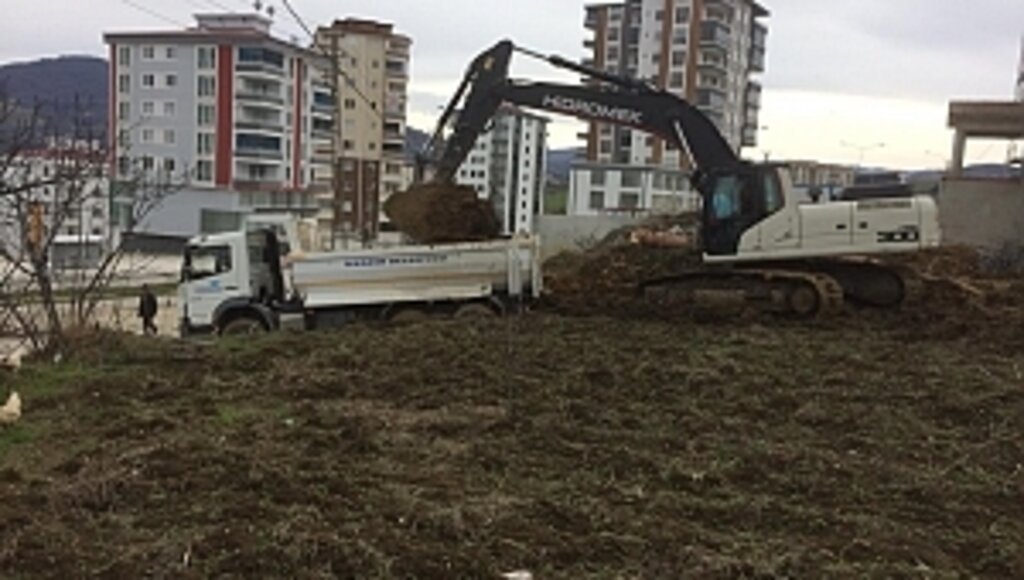 Yeni Yaşam Alanlarındaki Yol Sorunlarını Çözüme Kavuşturuyoruz