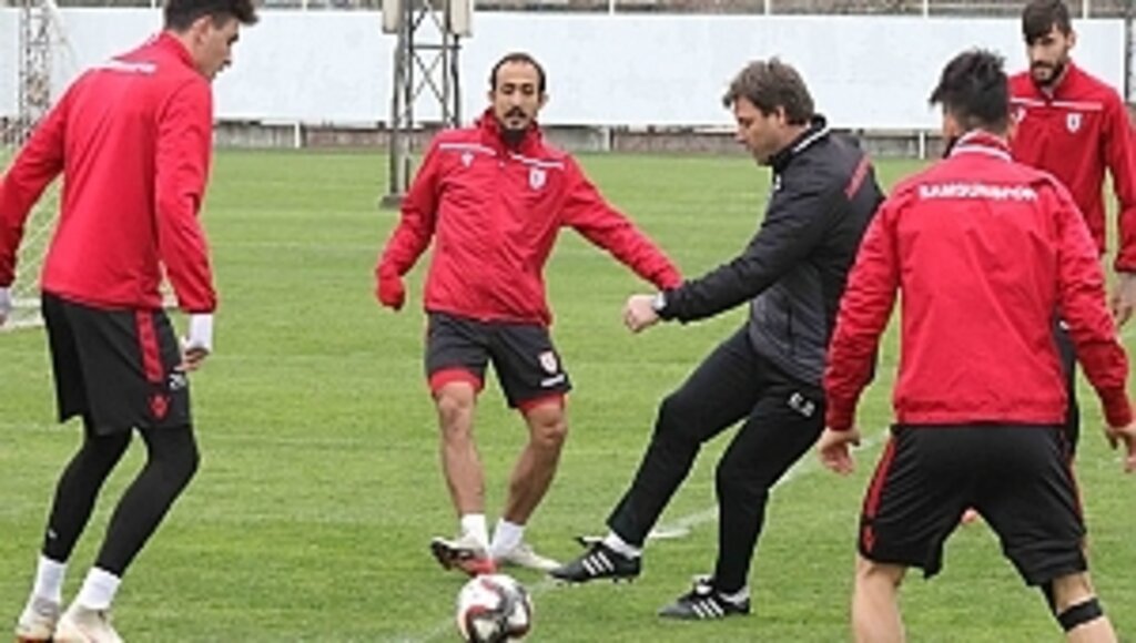 Yılport Samsunspor A. Ş Maça Hazır