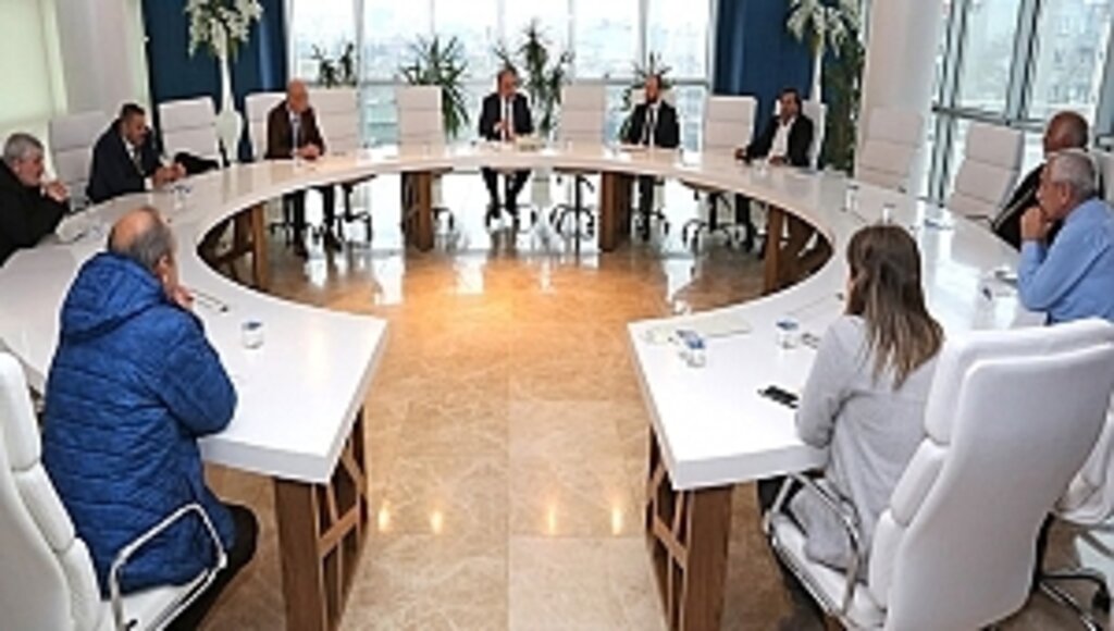 İhtiyaç Sahiplerine Ulaşmak İçin Muhtarlarımızla Birlikte Çalışıyoruz