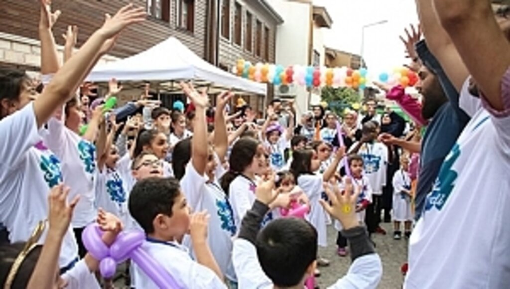 Misafir Sofraları Yetimlerin Evine Taşınacak