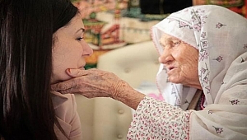 Anneler Değerlerimizi de Büyütendir